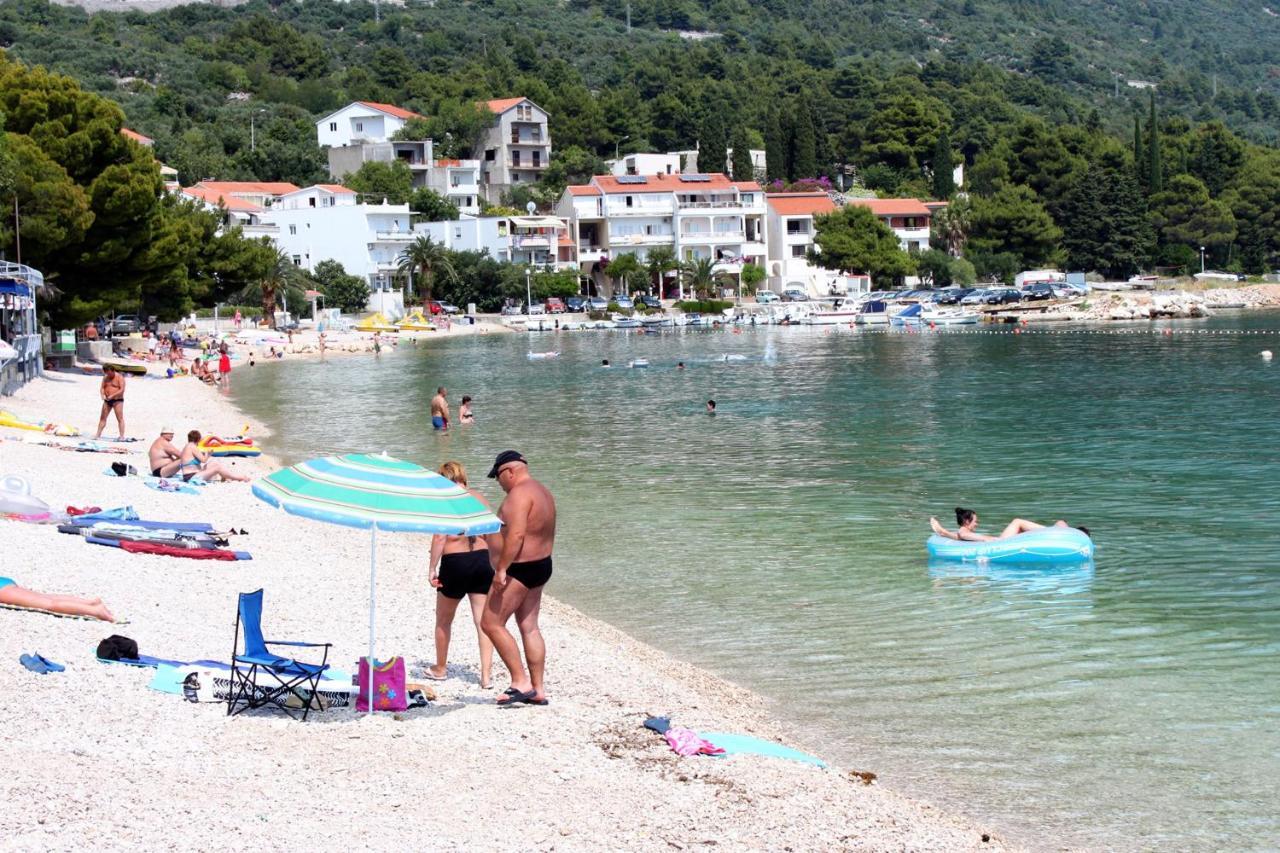 Apartments By The Sea Zivogosce - Porat, Makarska - 18218 إيغراني المظهر الخارجي الصورة