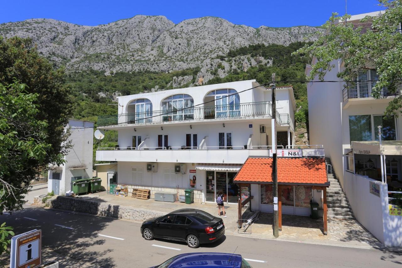 Apartments By The Sea Zivogosce - Porat, Makarska - 18218 إيغراني المظهر الخارجي الصورة