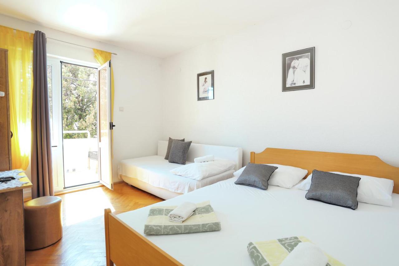 Apartments By The Sea Zivogosce - Porat, Makarska - 18218 إيغراني المظهر الخارجي الصورة