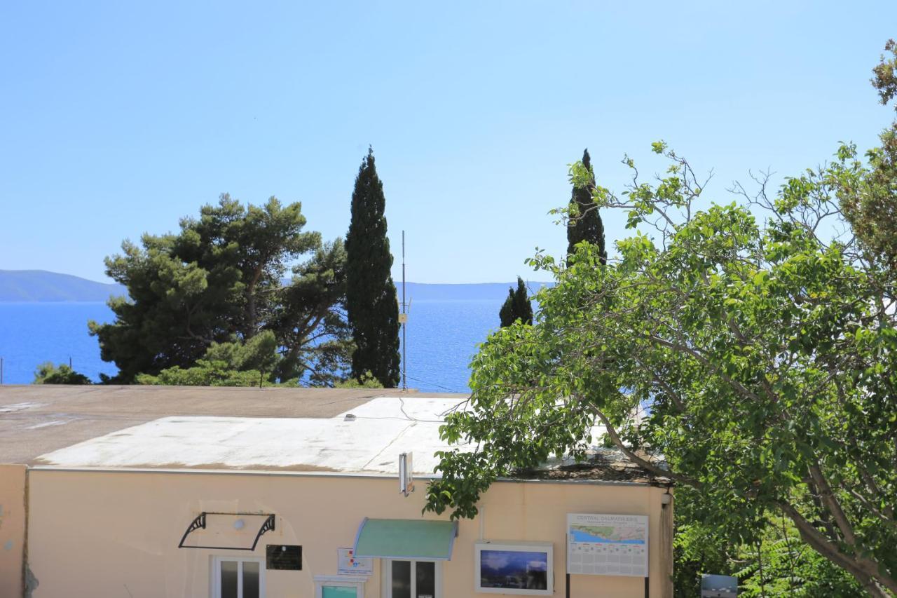 Apartments By The Sea Zivogosce - Porat, Makarska - 18218 إيغراني المظهر الخارجي الصورة